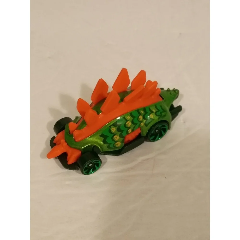 Hot Wheels Motosaurus 2016 Metallic Green Orange Dinosaur Street Beasts Car